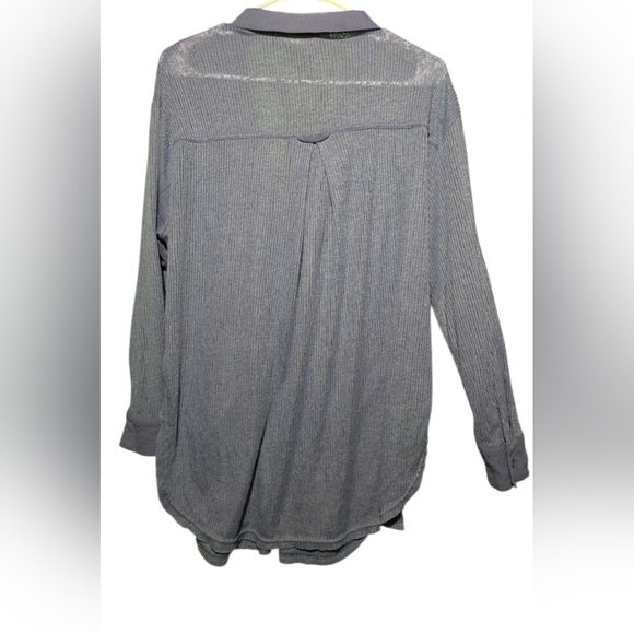 Oli & Hali EUC Ruched Gray Button-Up Top Oversized Small PTP 26 - Picture 2 of 4